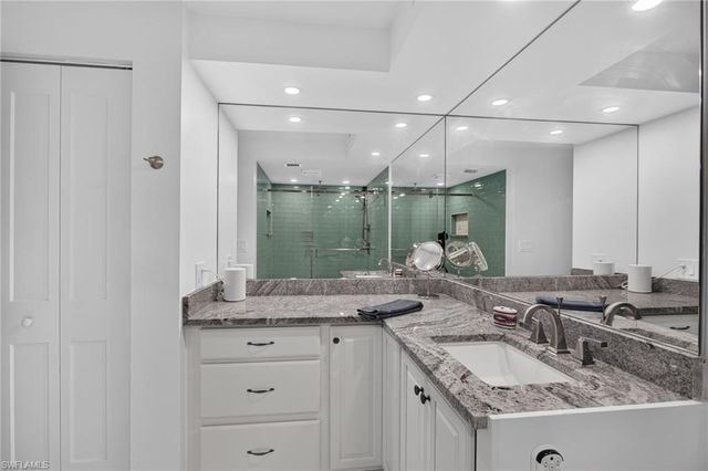 26000 Hickory BLVD 705, Bonita Springs, FL 34134