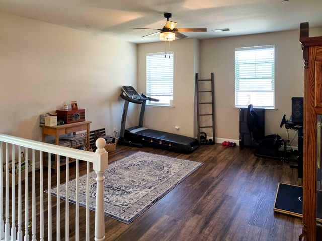 5640 N Madelyn Avenue, Fresno, CA 93723