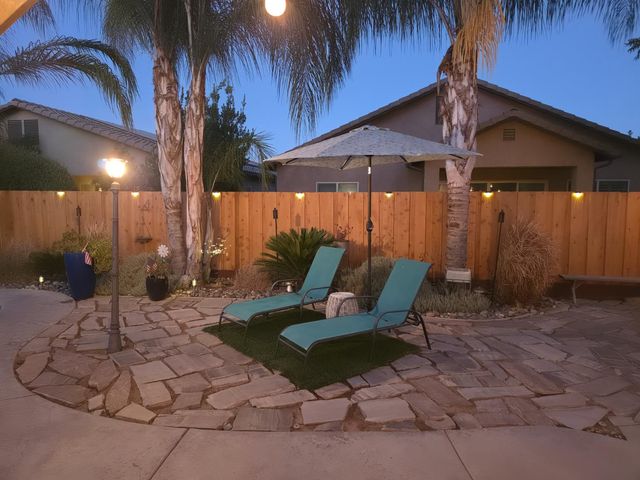 5640 N Madelyn Avenue, Fresno, CA 93723