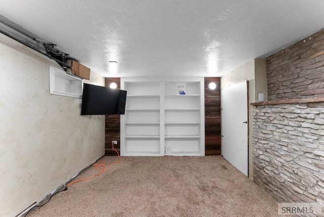 658 N 3550 E, Menan, ID 83434