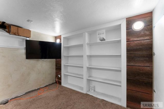 658 N 3550 E, Menan, ID 83434
