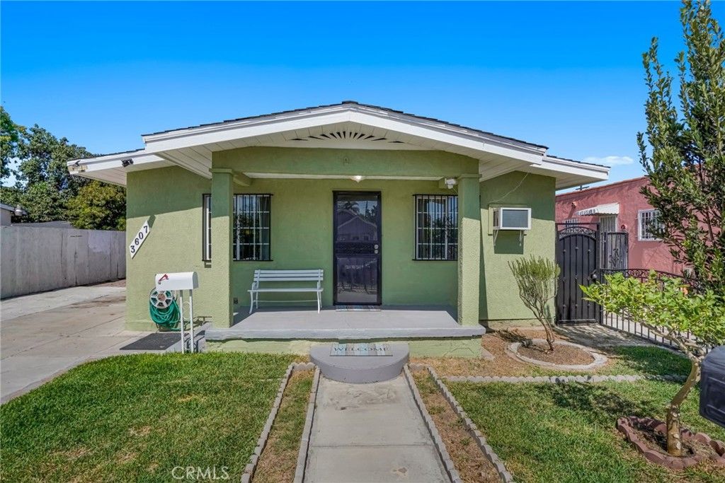 3607 Walnut, Lynwood, CA 90262 — exterior