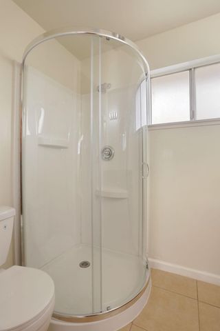 8595 Bradshaw Rd, Elk Grove, CA 95624