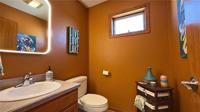 7406 Twin Lakes Road, Manson, IA 50563