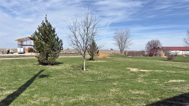7406 Twin Lakes Road, Manson, IA 50563