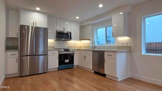 1/2 N Ridgewood Place, Los Angeles, CA 90038