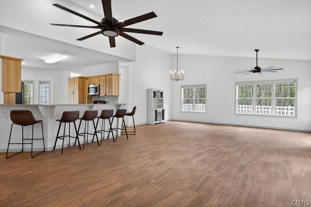 121 Canterbury Way, Hastings, NY 13036