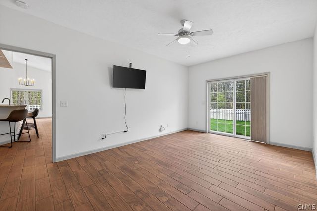 121 Canterbury Way, Hastings, NY 13036