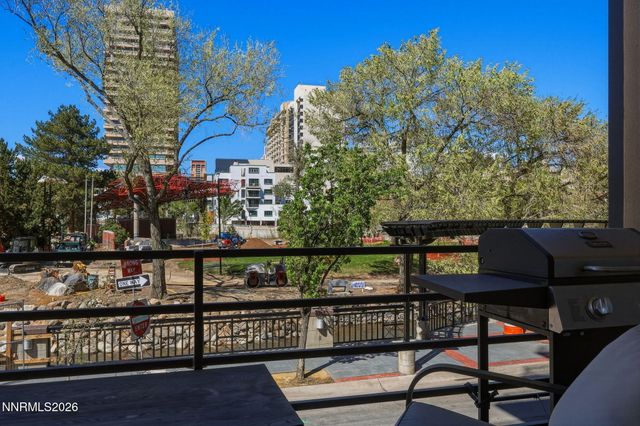 280 Island Avenue APT 201, Reno, NV 89501