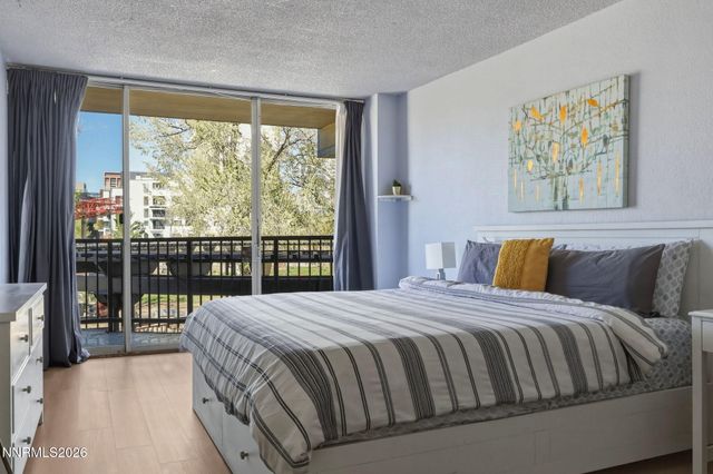 280 Island Avenue APT 201, Reno, NV 89501