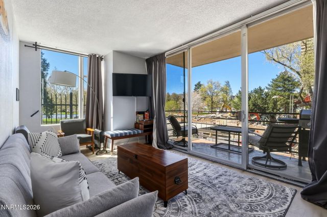 280 Island Avenue APT 201, Reno, NV 89501