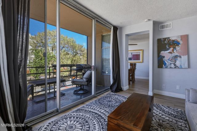 280 Island Avenue APT 201, Reno, NV 89501