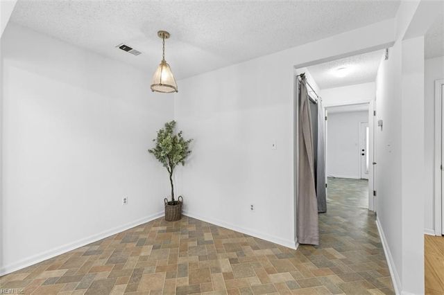 504 Biltmore DR, Virginia Beach, VA 23454