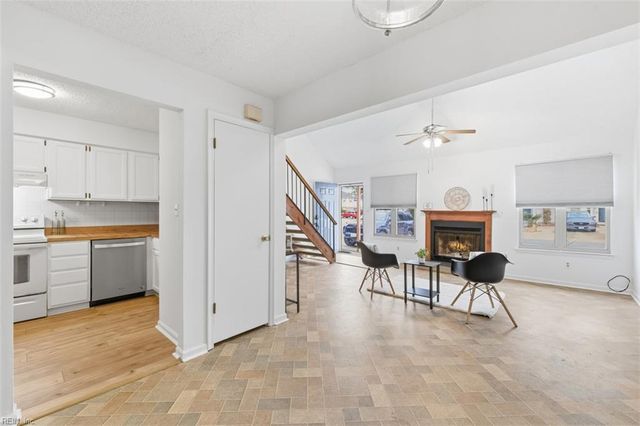 504 Biltmore DR, Virginia Beach, VA 23454