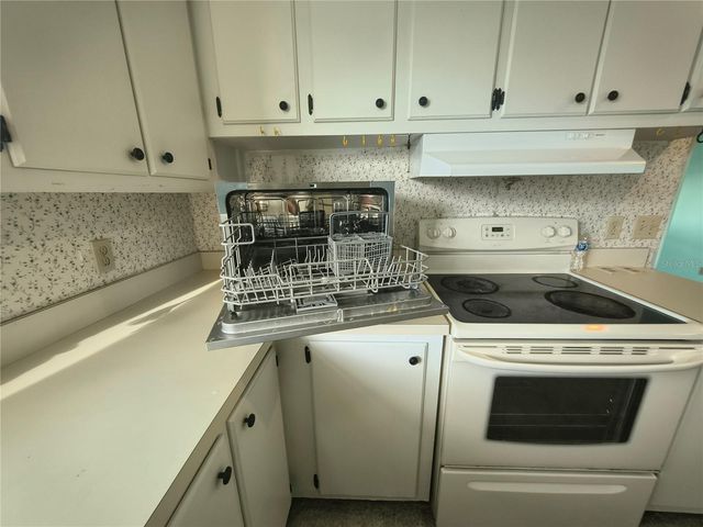 7306 GRAND PINE DRIVE, Hudson, FL 34667