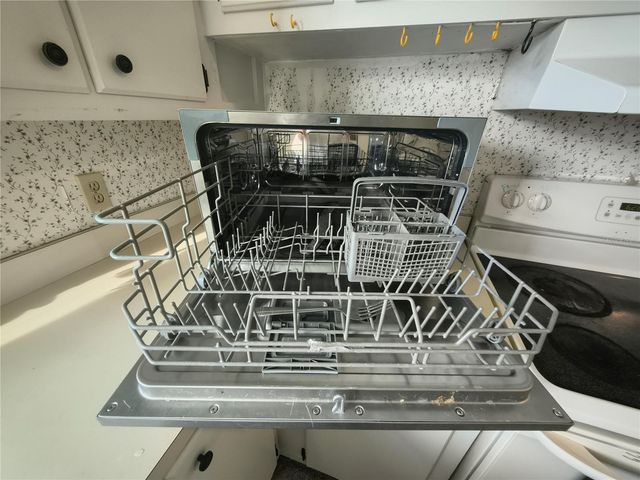 7306 GRAND PINE DRIVE, Hudson, FL 34667