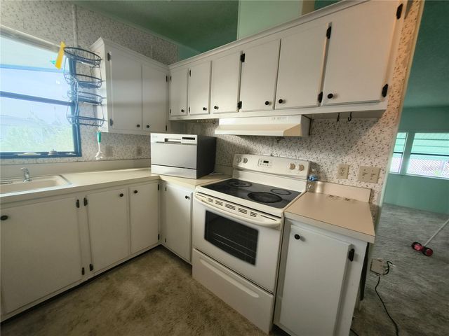 7306 GRAND PINE DRIVE, Hudson, FL 34667