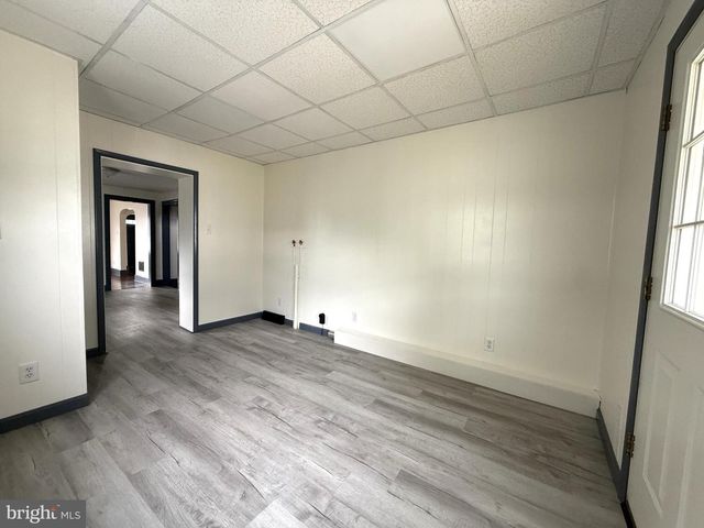 208 WOODWARD AVE, Lock Haven, PA 17745