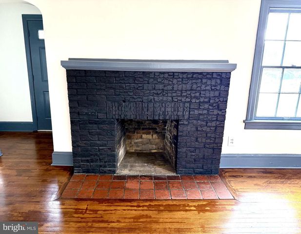 208 WOODWARD AVE, Lock Haven, PA 17745