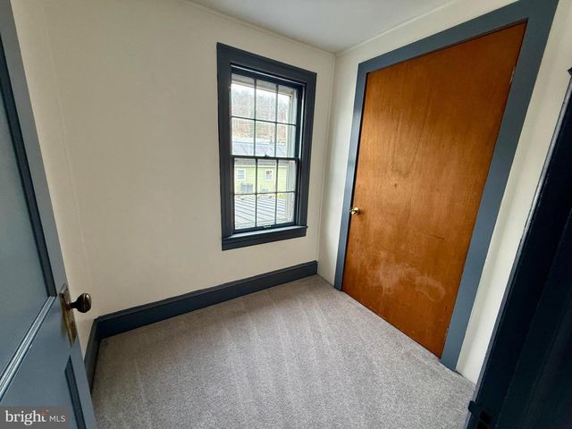 208 WOODWARD AVE, Lock Haven, PA 17745