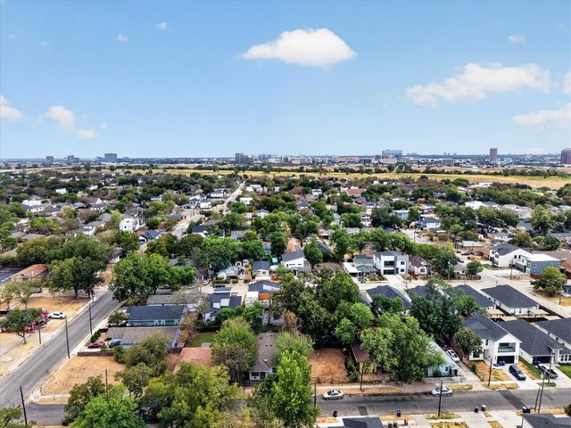 1727 Morris Street, Dallas, TX 75212