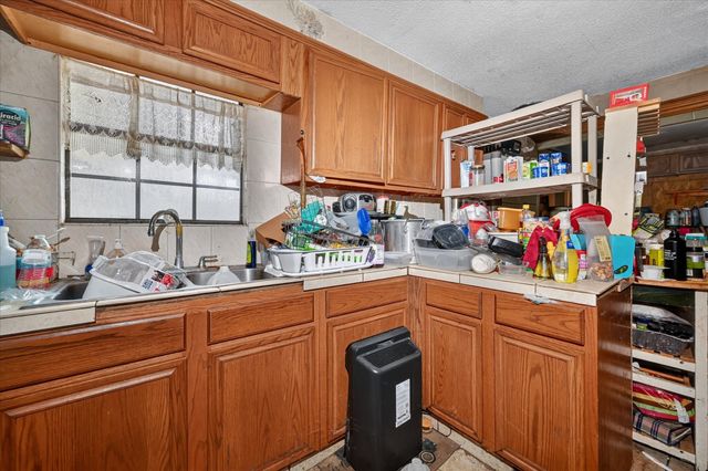 1727 Morris Street, Dallas, TX 75212