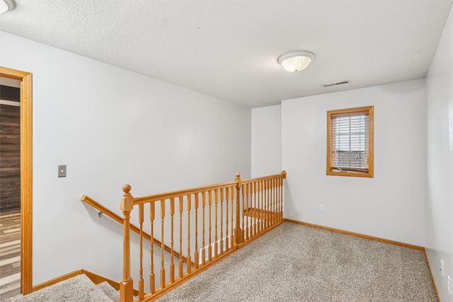 2101 Meadow Court 701, Des Moines, IA 50320