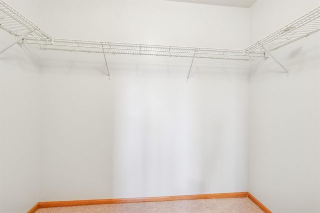 2101 Meadow Court 701, Des Moines, IA 50320