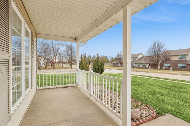 2101 Meadow Court 701, Des Moines, IA 50320