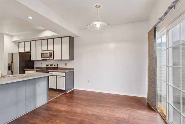 2101 Meadow Court 701, Des Moines, IA 50320