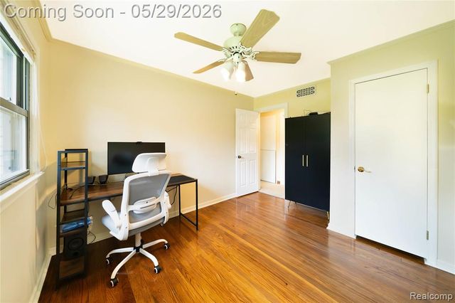 7806 Circle Boulevard, West Bloomfield, MI 48323
