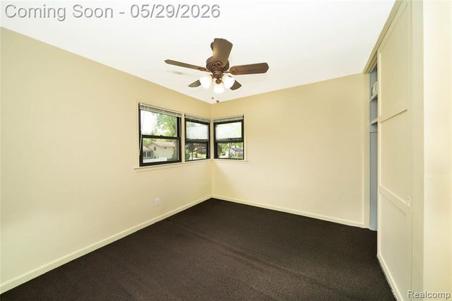7806 Circle Boulevard, West Bloomfield, MI 48323