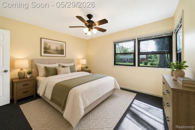 7806 Circle Boulevard, West Bloomfield, MI 48323