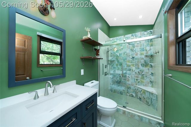 7806 Circle Boulevard, West Bloomfield, MI 48323