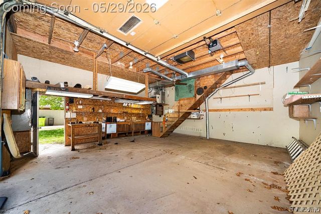 7806 Circle Boulevard, West Bloomfield, MI 48323