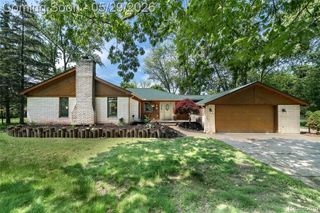 7806 Circle Boulevard, West Bloomfield, MI 48323