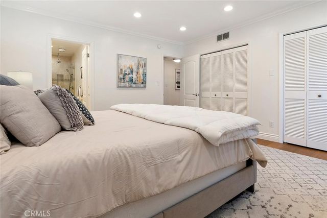 15248 Dickens Street 102, Sherman Oaks, CA 91403