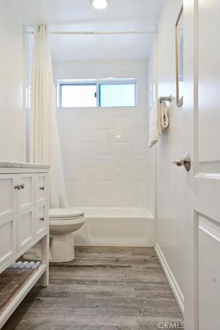 15248 Dickens Street 102, Sherman Oaks, CA 91403