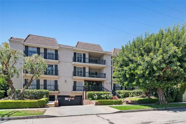15248 Dickens Street 102, Sherman Oaks, CA 91403