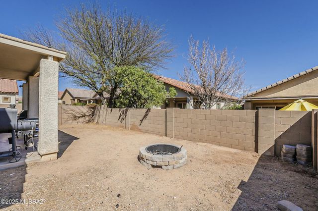 926 W Via De Gala, Sahuarita, AZ 85629