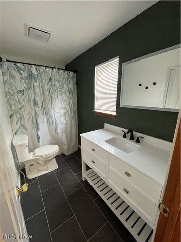 835 Yorkshire Drive, Ravenna, OH 44266