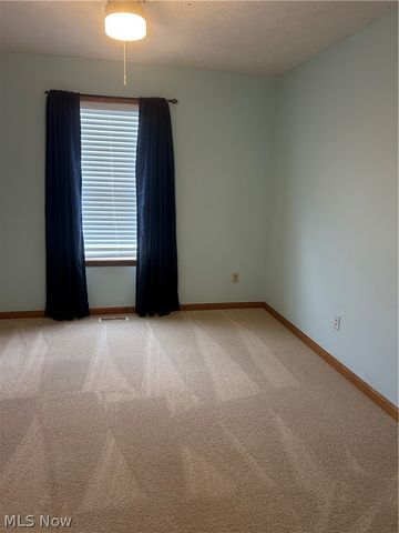 835 Yorkshire Drive, Ravenna, OH 44266