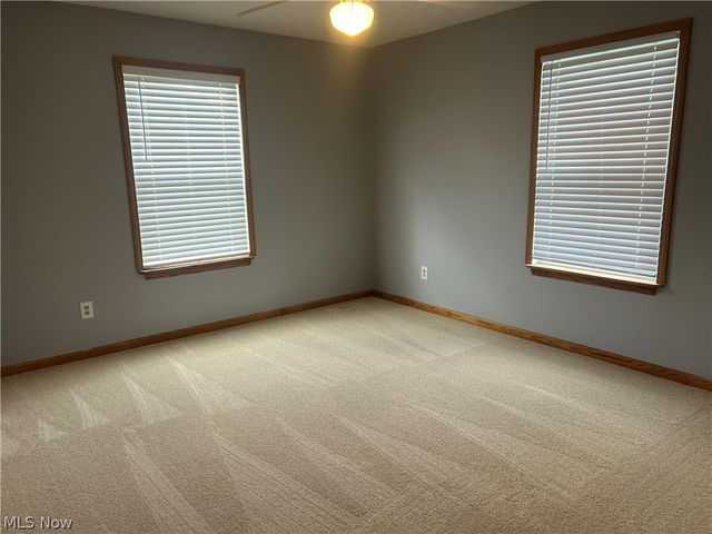 835 Yorkshire Drive, Ravenna, OH 44266