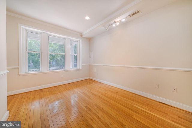 1371 MONROE NW, Washington, DC 20010