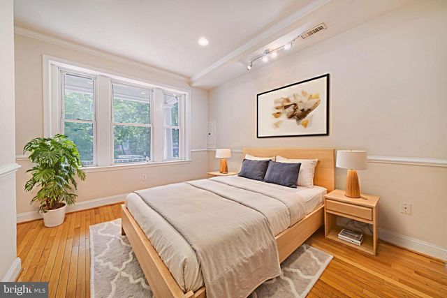 1371 MONROE NW, Washington, DC 20010