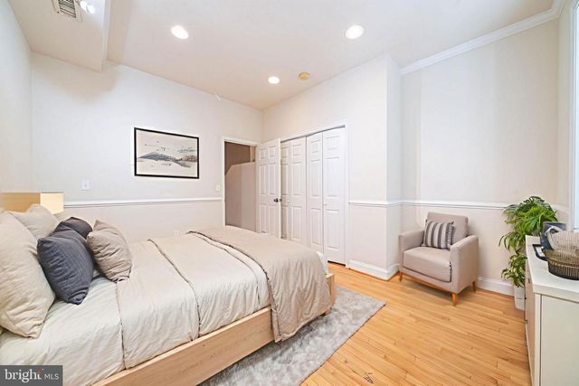 1371 MONROE NW, Washington, DC 20010