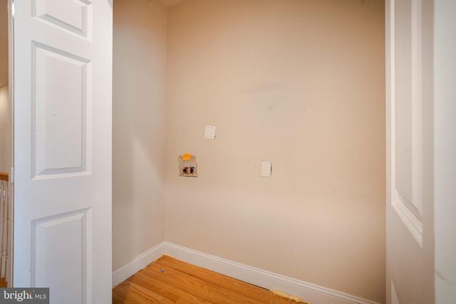 1371 MONROE NW, Washington, DC 20010