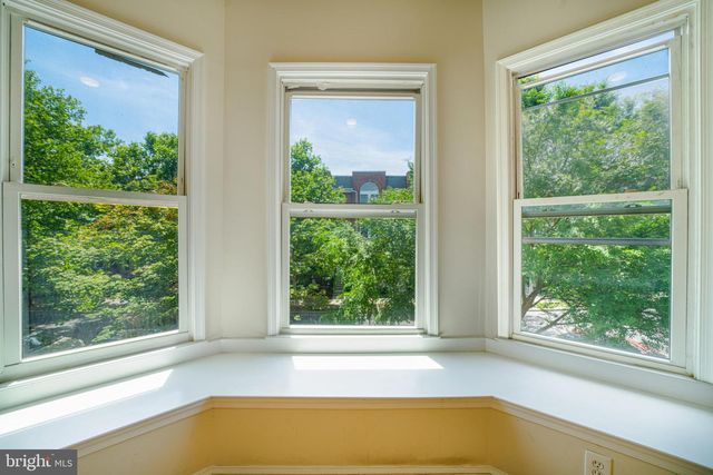 1371 MONROE NW, Washington, DC 20010