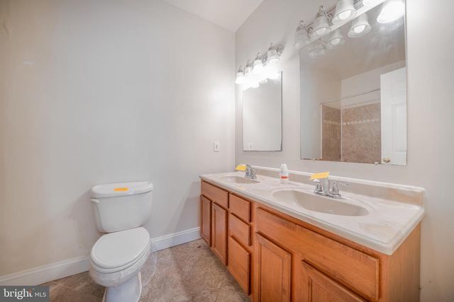 1371 MONROE NW, Washington, DC 20010