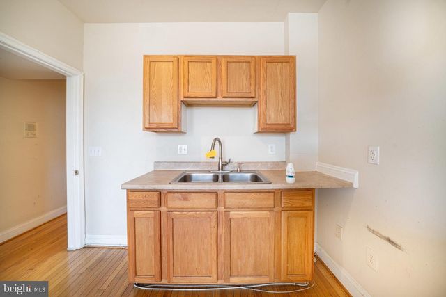 1371 MONROE NW, Washington, DC 20010